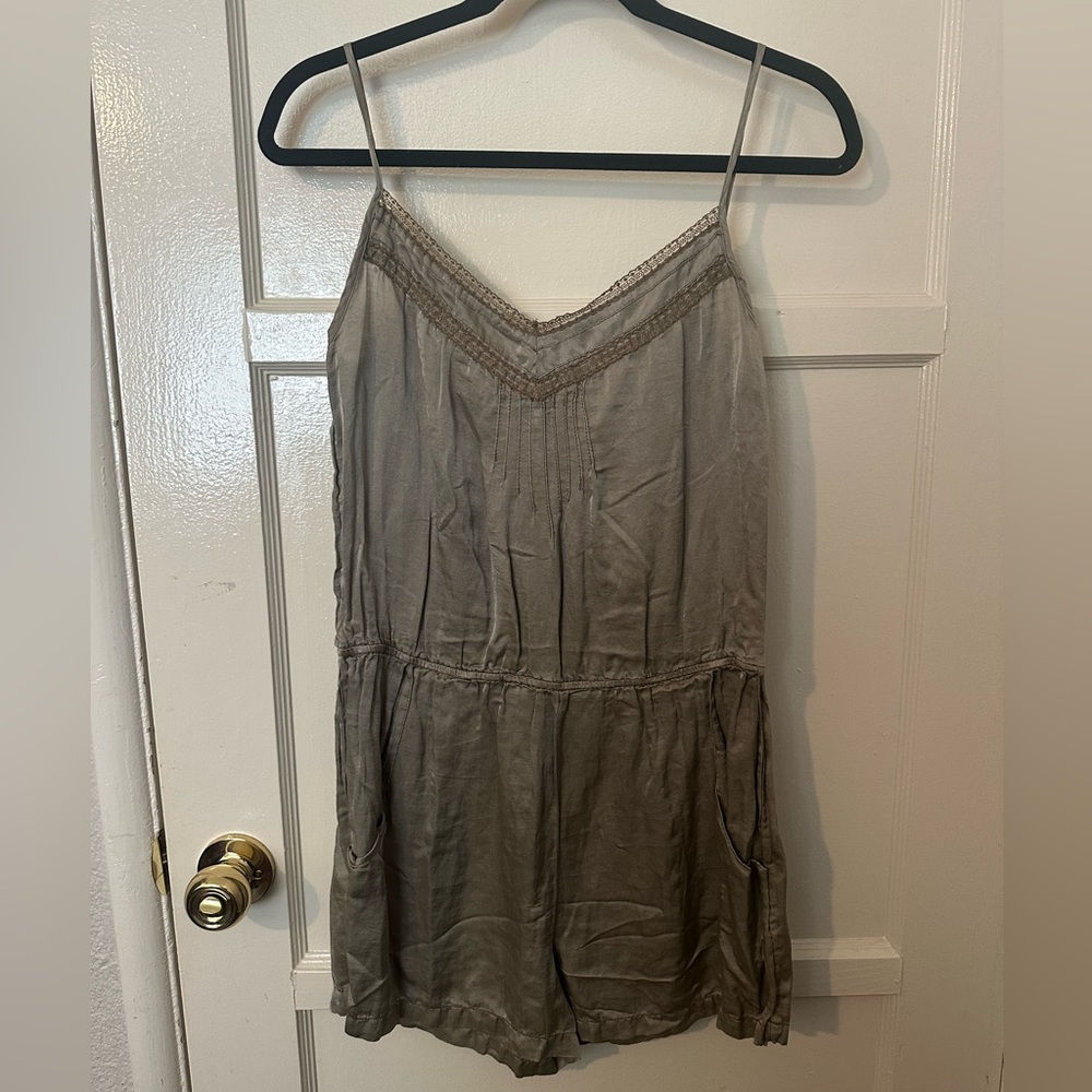 Zara TRF Collection Trafaluc Dusty Green Silk Cotton Blend Romper Pockets NWT